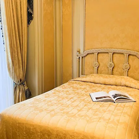 Hotel Regina Palace Stresa Exterior photo