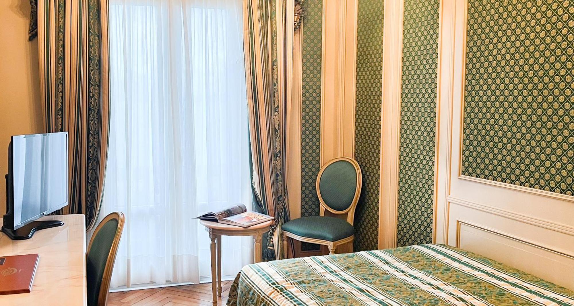 Regina Palace 4*