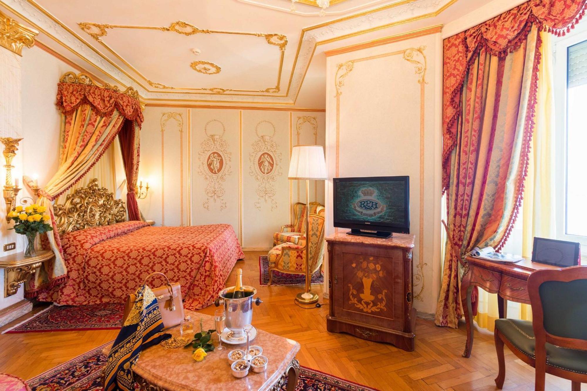 Regina Palace Hotel 4*