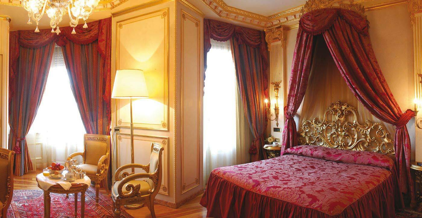 Regina Palace Hotel 4*